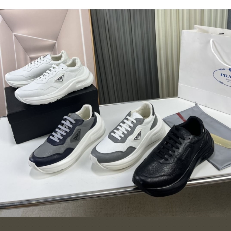 Pra*a casual shoes